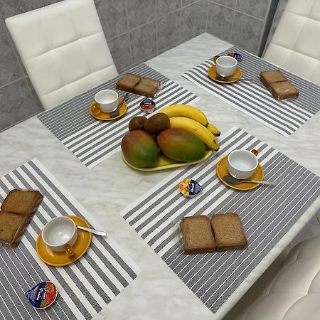 Appartement Casa Eleonora: A 5 Min Dal Mare + Free Parking à Vintimille Extérieur photo