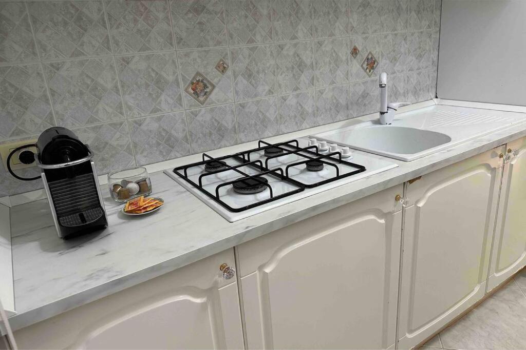 Appartement Casa Eleonora: A 5 Min Dal Mare + Free Parking à Vintimille Extérieur photo
